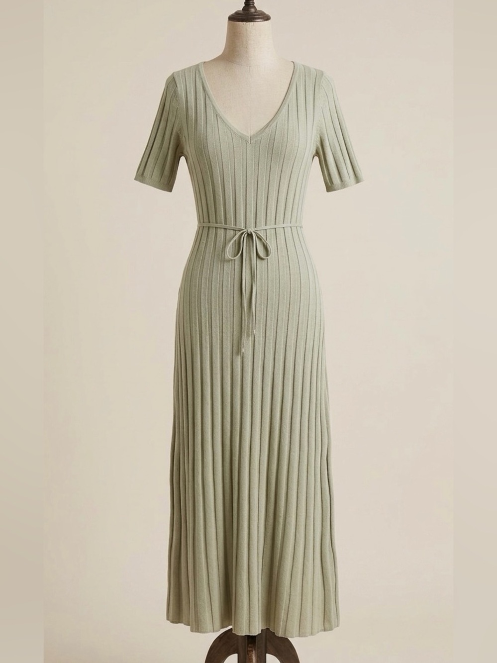 NWT Worth Collective Dusty Green Oakley Ribbed V-Neck Maxi Dress
